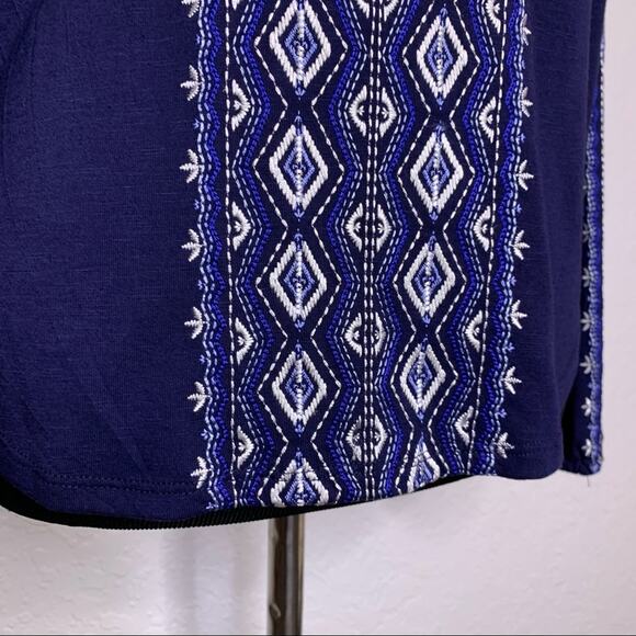 WHBM navy blue white embroidered peasant boho top size XXS - Picture 5 of 13